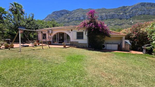 Casa o chalet independiente en El Montgó, Denia thumbnail 2