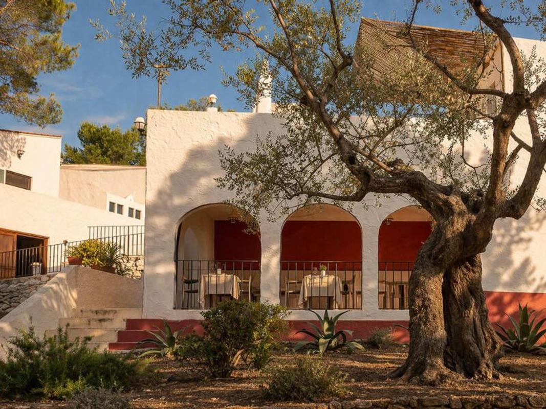 Properties for sale and rent in Spain photo 3