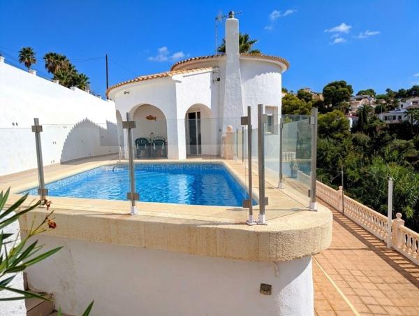 Casa o chalet independiente en Cala Advocat - Baladrar, Benissa photo 1
