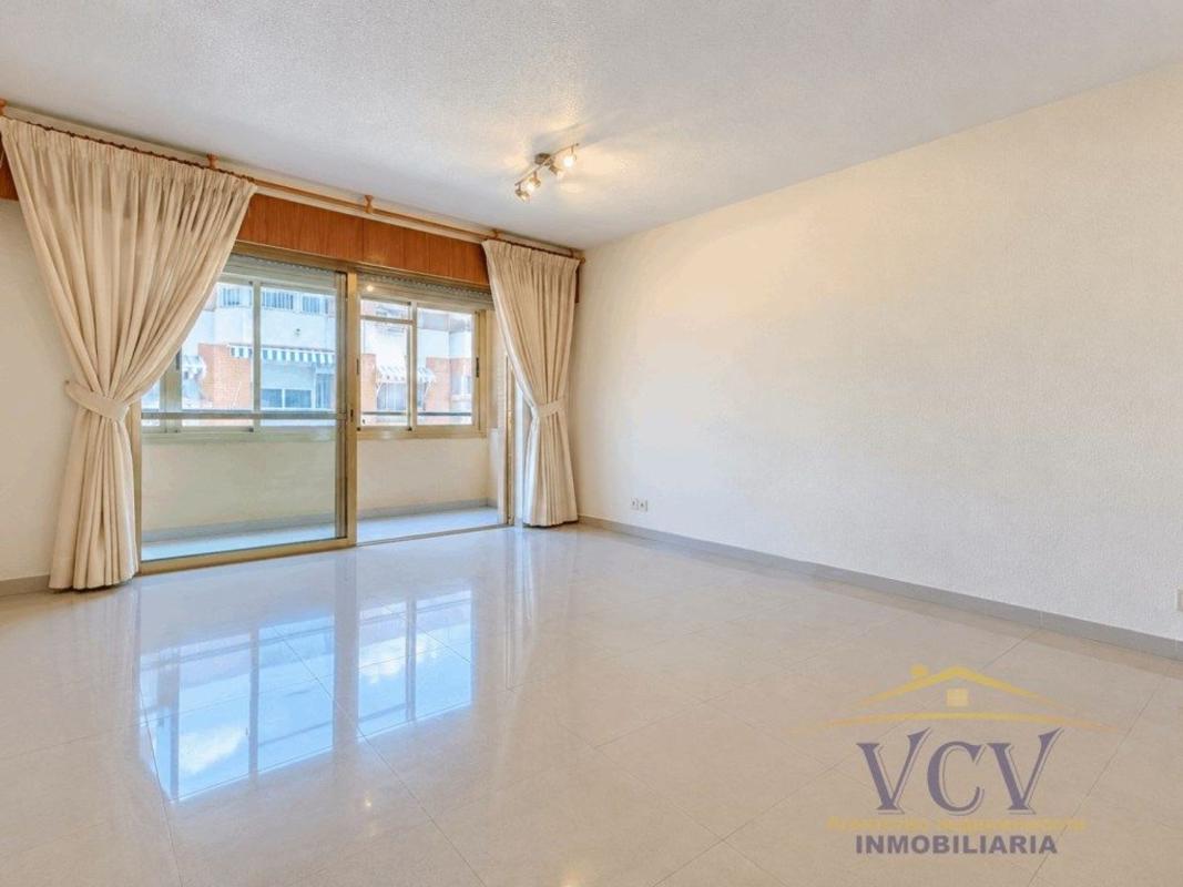 Venta de piso en Piso en Calle Churruca, Ensanche-Diputación, Alicante / Alacant, Alicante / Alacant
photo 2