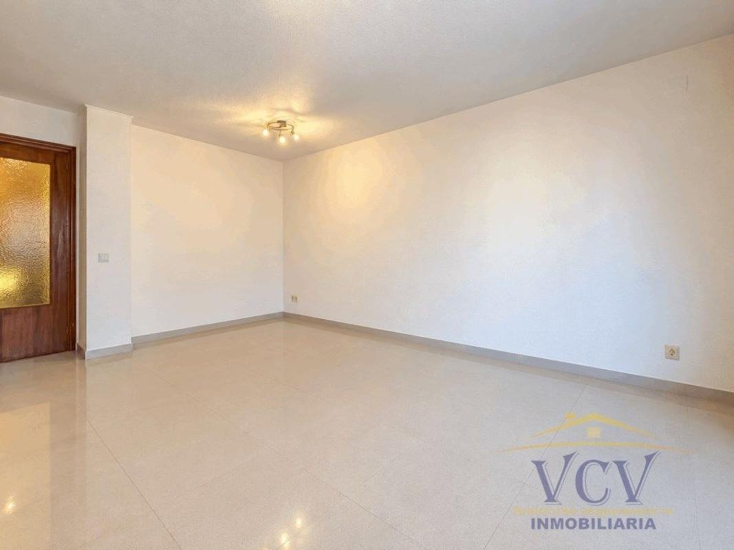 Venta de piso en Piso en Calle Churruca, Ensanche-Diputación, Alicante / Alacant, Alicante / Alacant
photo 3