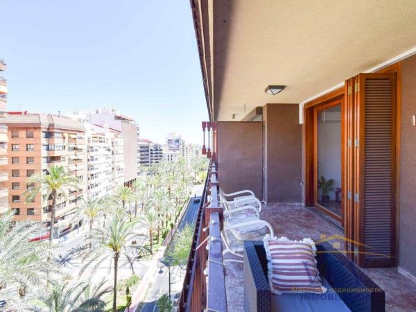 Venta de piso en Piso en Avenida General Marvá, Ensanche-Diputación, Alicante / Alacant, Alicante / Alacant
 photo 1