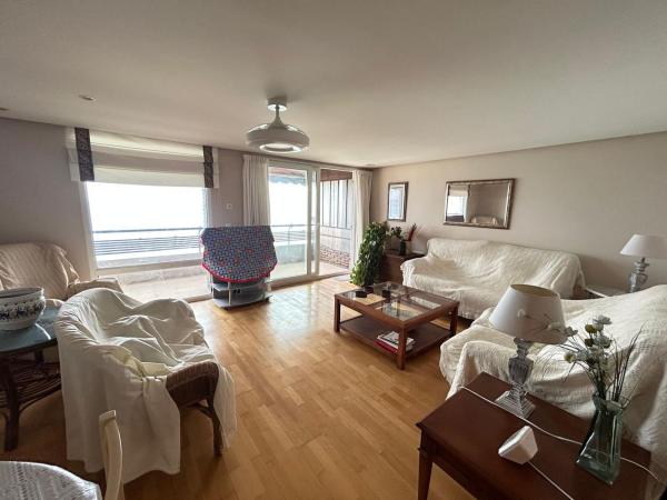 Venta de piso en Piso en Paseo de Gomiz s/n, Casco Histórico-Santa Cruz, Alicante / Alacant, Alicante / Alacant
 photo 3