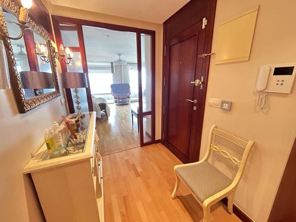 Venta de piso en Piso en Paseo de Gomiz s/n, Casco Histórico-Santa Cruz, Alicante / Alacant, Alicante / Alacant
 photo 4