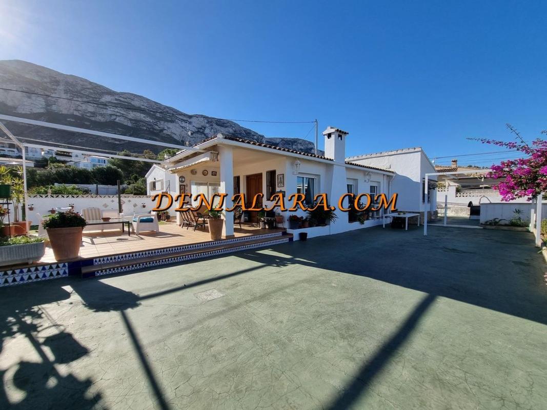 Venta de chalet independiente en Casa o chalet en El Montgó, Denia, Denia
photo 1