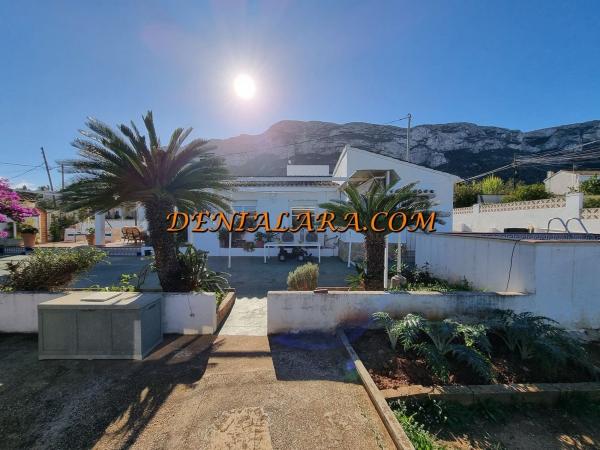 Chalet wolnostojący na sprzedaż w  Casa o chalet en El Montgó, Denia, Dénia photo 2
