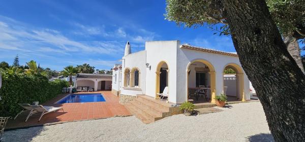 Chalet wolnostojący na sprzedaż w Casa o chalet en Pinomar - Pinosol, Jávea/Xàbia, Jávea/Xàbia photo 1