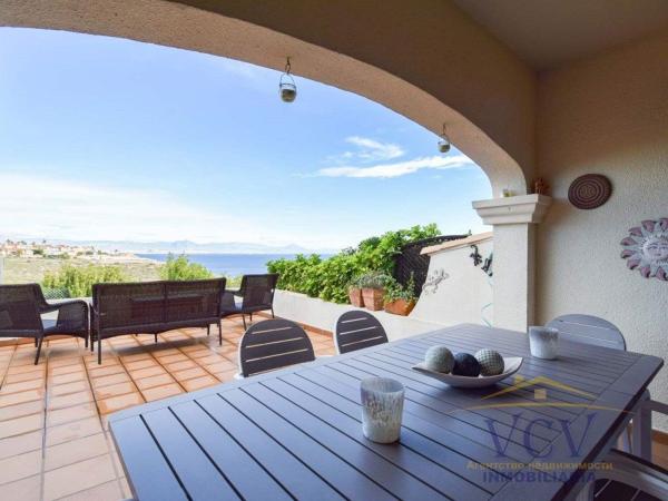 Chalet adosado en Avenida D'Escandinàvia, Gran Vista-Olivo de Oro, Gran Alacant photo 1