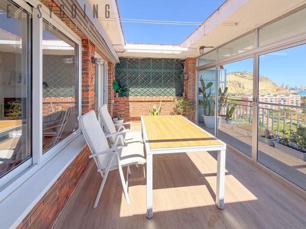 Ático en venta en  Ático en Avenida de Dénia, Plà del Bon Repòs-La Goteta, Alicante / Alacant, Alicante / Alacant photo 2