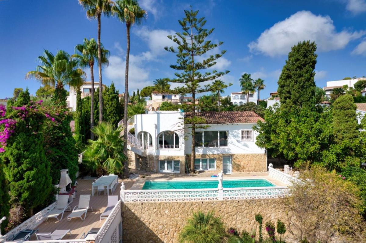 Sprzedaż niezależnego domku jednorodzinnego w Casa o chalet en Cala Advocat - Baladrar, Benissa, Benissa photo 4