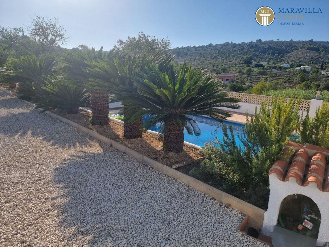 Sale of independent chalet in Casa o chalet en Benissa pueblo, Benissa, Benissa
photo 1