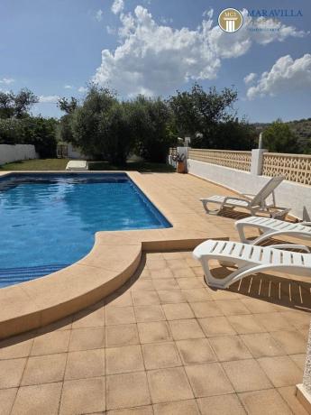 Independent chalet for sale in Casa o chalet en Benissa pueblo, Benissa, Benissa
thumbnail 3