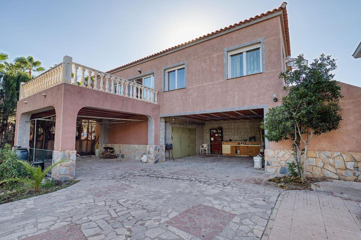 Недвижимость на продажу и в аренду в Испании photo 3
