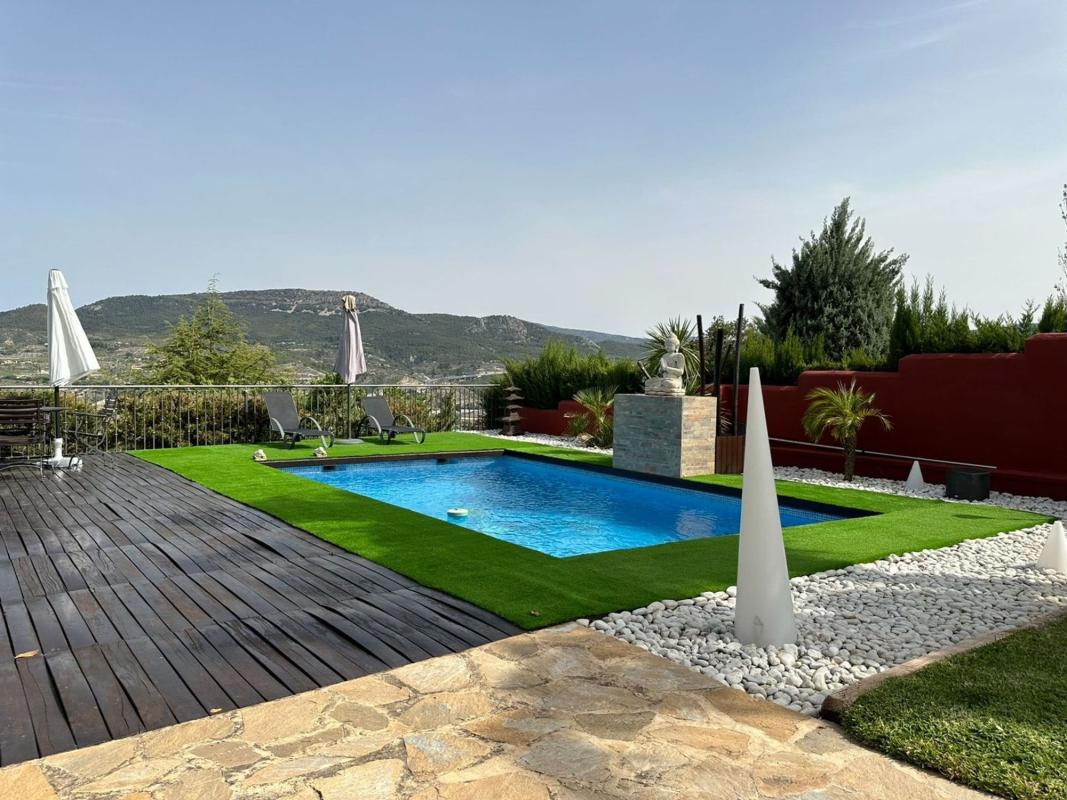 Properties for sale and rent in Spain photo 5