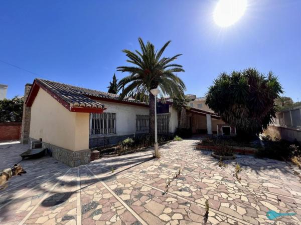 Casa o chalet independiente en Ciudad Jardín, Elche / Elx photo 1