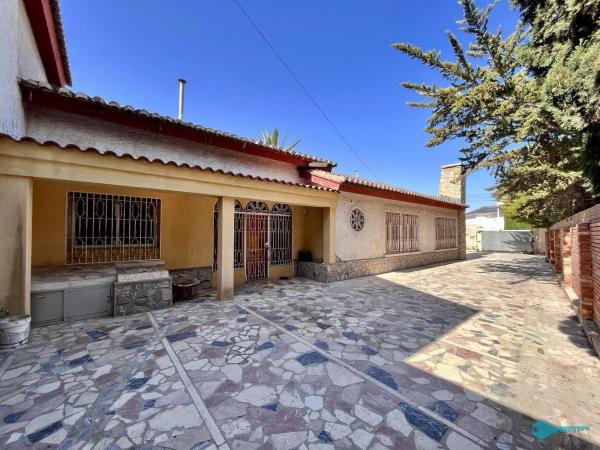 Casa o chalet independiente en Ciudad Jardín, Elche / Elx thumbnail 2