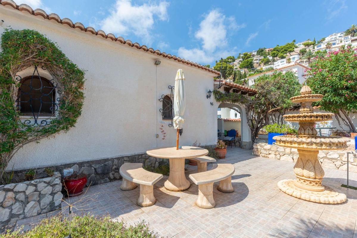 Sale of independent chalet in Casa o chalet en Benissa pueblo, Benissa, Benissa
photo 4