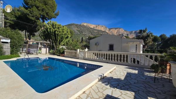 Частный шале на продаже в Casa o chalet en La Xara - La Sella - Jesús Pobre, Denia, Дения thumbnail 3