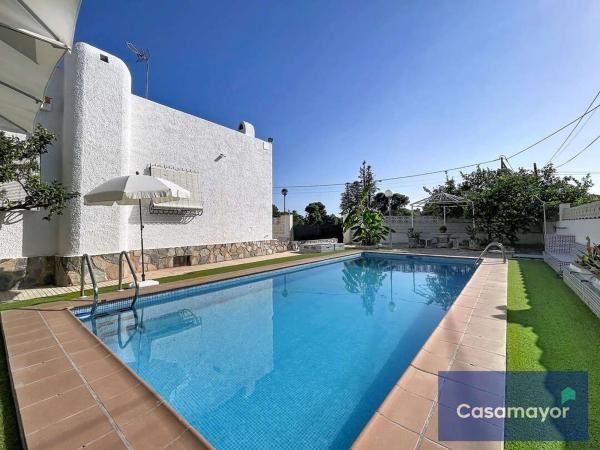 Casa o chalet independiente en Calle el Jazmín, La Font - Mezquitas, San Juan de Alicante thumbnail 3