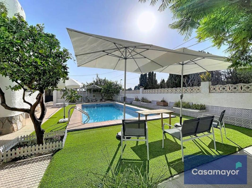 Properties for sale and rent in Spain photo 4