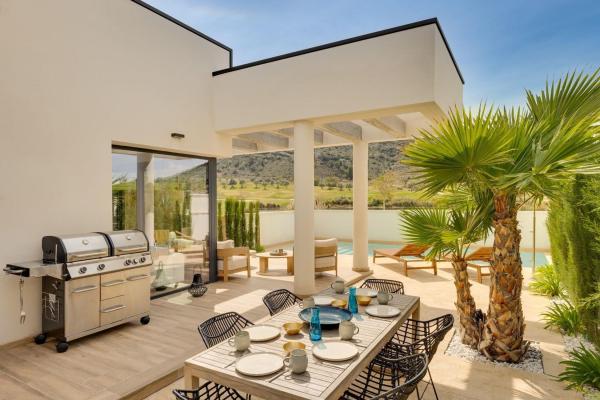 Chalet adosado en Monforte del Cid thumbnail 3