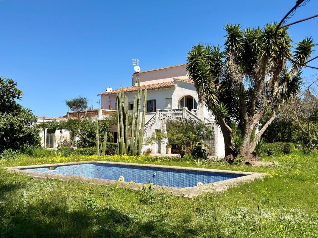 Properties for sale and rent in Spain photo 2