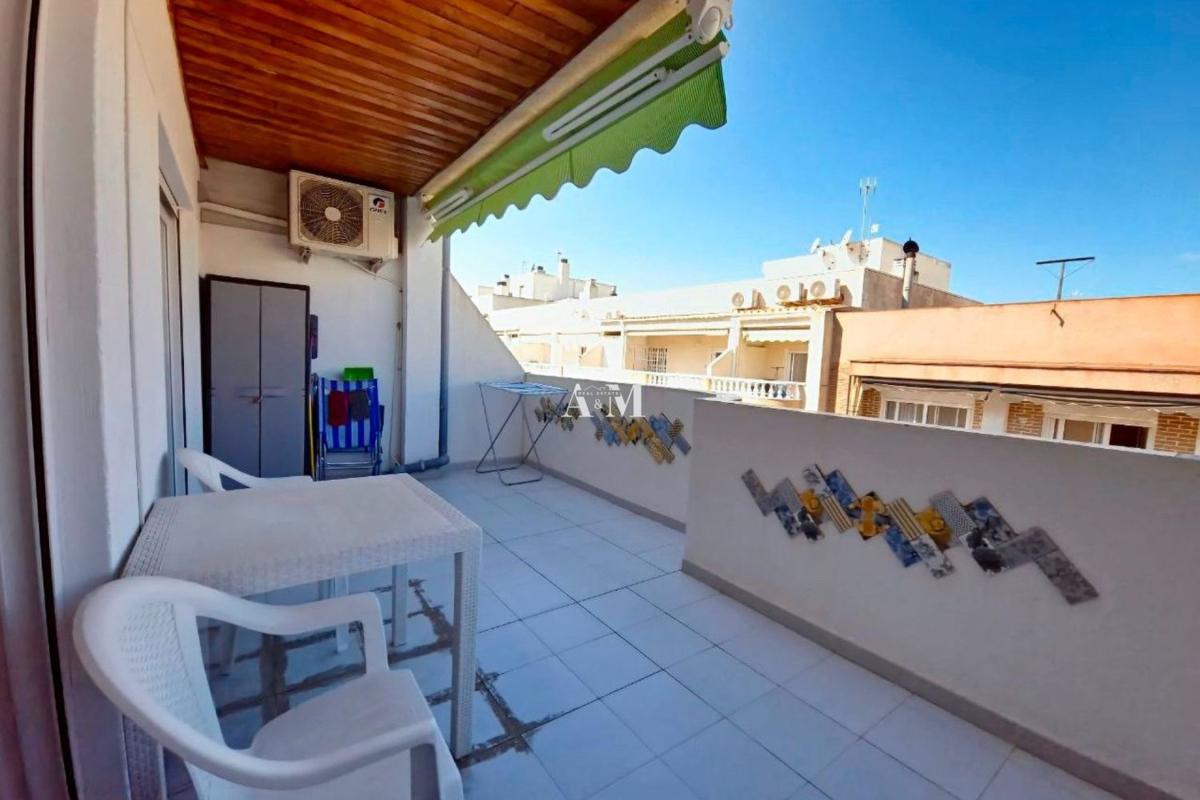 Venta de piso en Piso en Playa de los Locos, Torrevieja, Torrevieja
photo 1