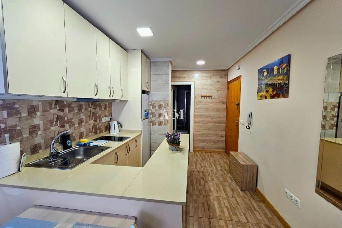 Venta de piso en Piso en Playa de los Locos, Torrevieja, Torrevieja
photo 4