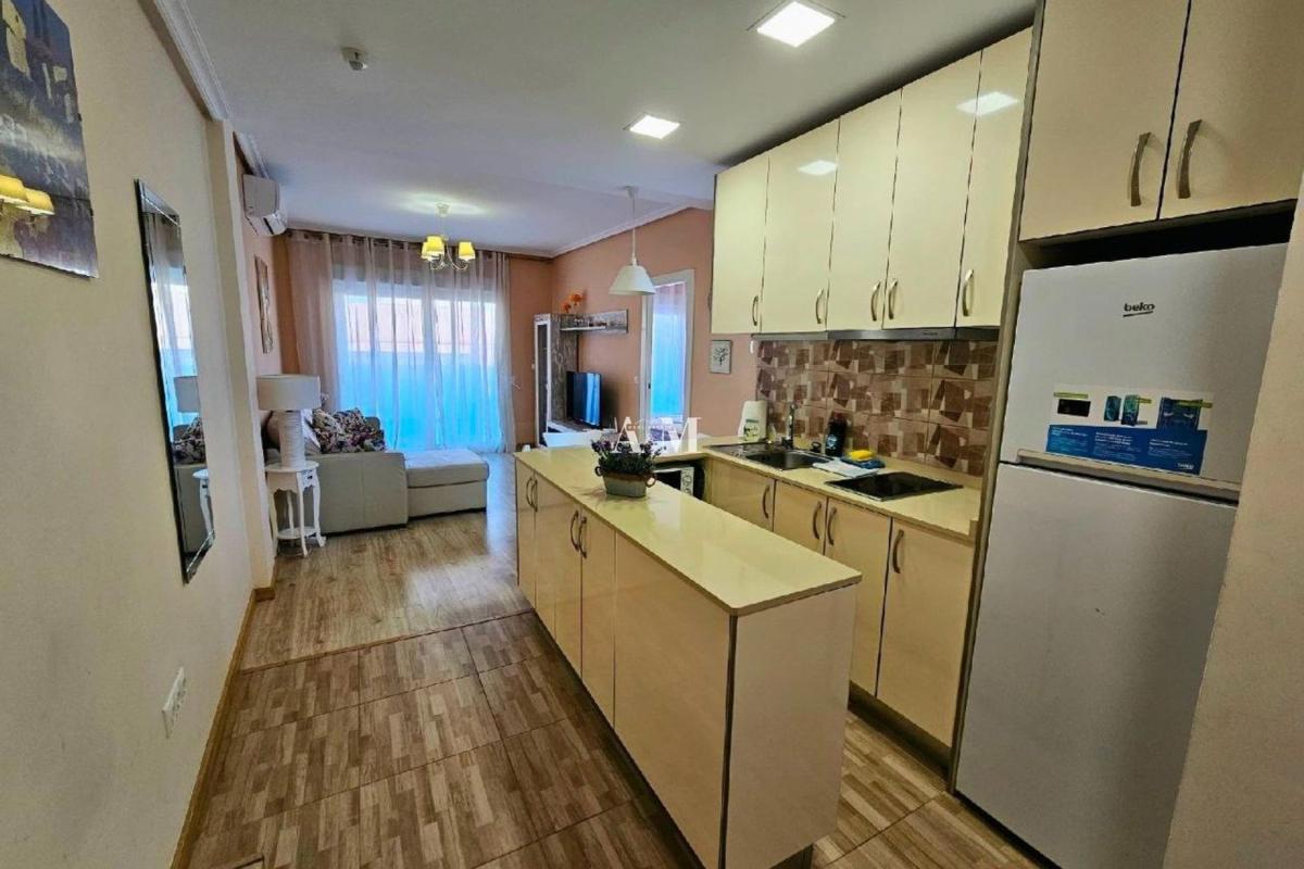 Venta de piso en Piso en Playa de los Locos, Torrevieja, Torrevieja
photo 5
