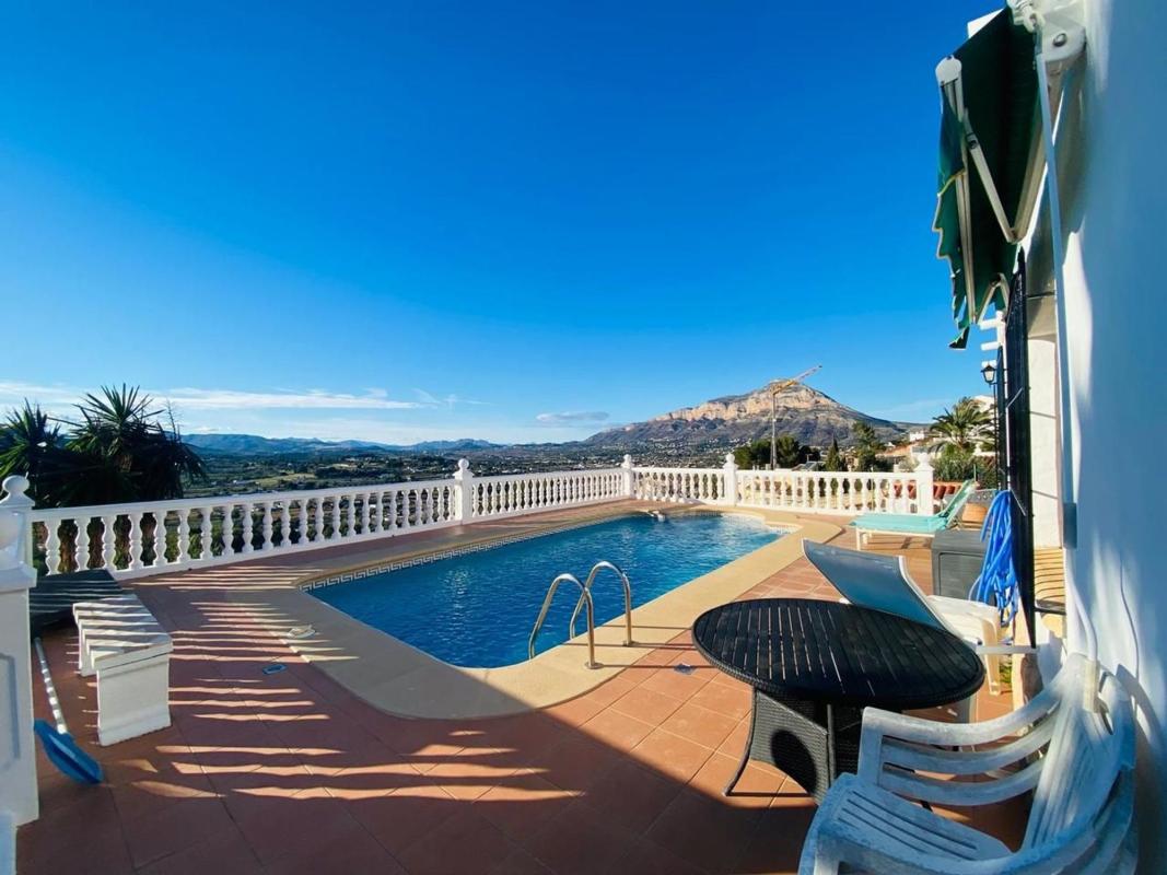 Sale of independent chalet in Casa o chalet en Centro Ciudad, Jávea/Xàbia, Jávea/Xàbia
photo 1