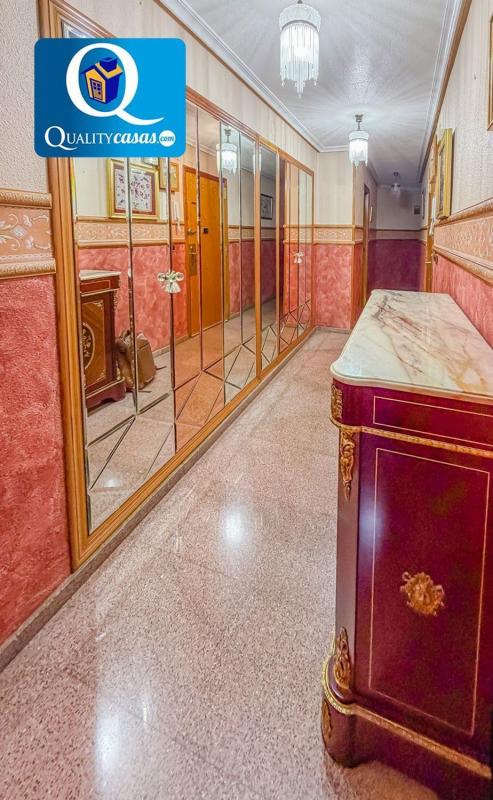 Sale of apartment in Piso en Plaza Castelar - Mercado Central, Elda, Elda
photo 3