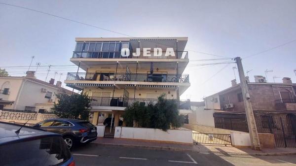 Продажа квартиры на Piso en Calle Toledo, Gran Playa, Santa Pola, Санта Пола
thumbnail 2