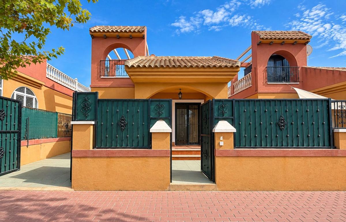 Properties for sale and rent in Spain photo 3