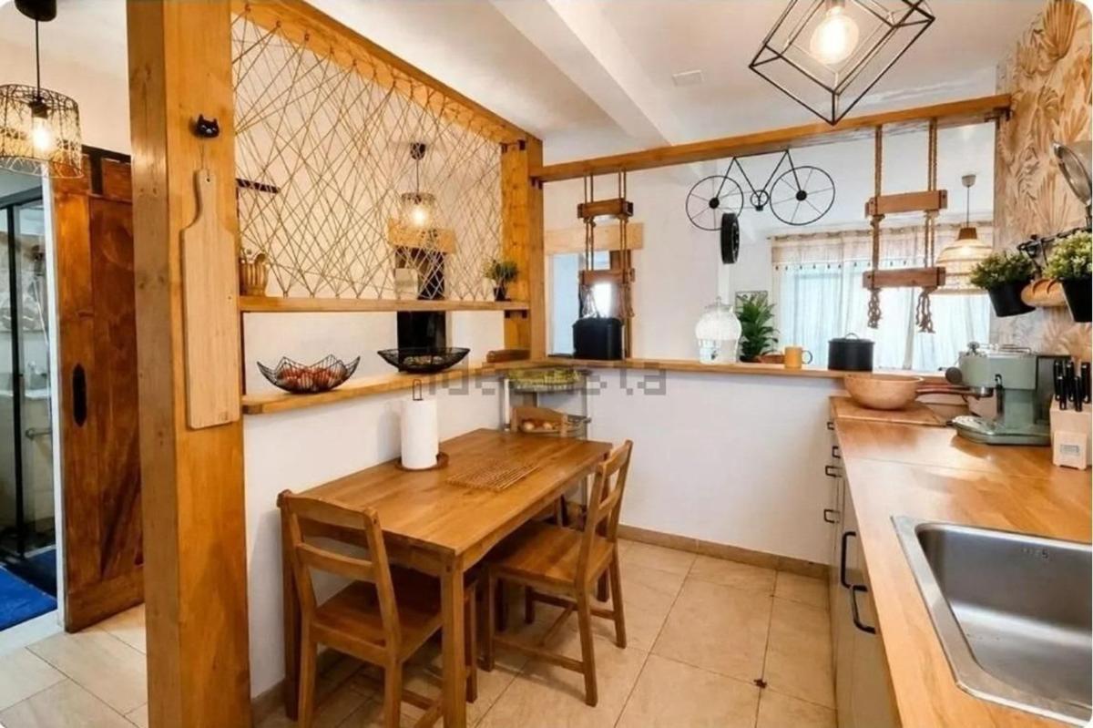 Продажа квартиры на Piso en Raval Roig-Virgen del Socorro, Alicante / Alacant, Аликанте / Алакант
photo 1