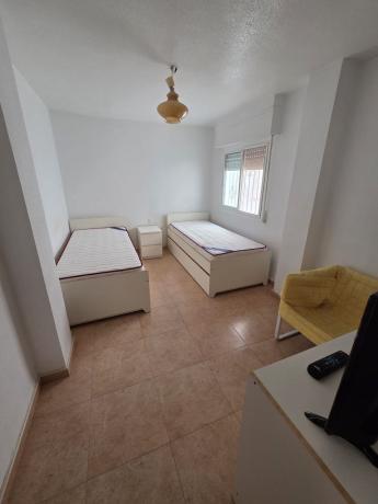 Sale of flat in Piso en Calle San Miguel de Salinas, 12, El Acequión, Torrevieja, Torrevieja
thumbnail 2