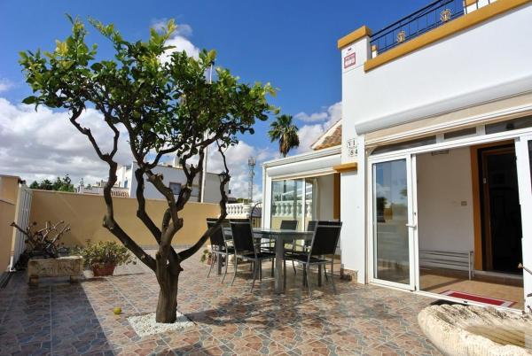 Chalet adosado en Calle Alfredo Kraus, 84, La Siesta - El Salado - Torreta, Torrevieja photo 4