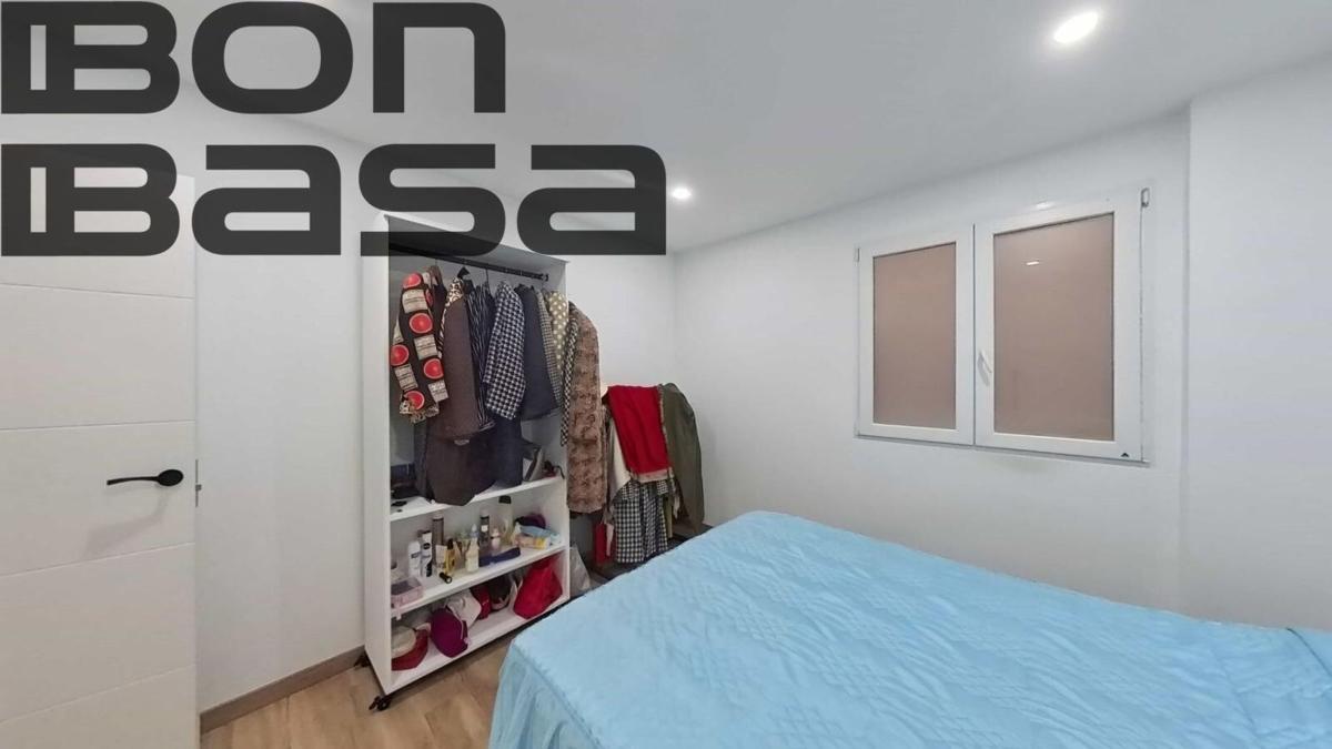 Продажа квартиры на Piso en Casco Histórico-Santa Cruz, Alicante / Alacant, Аликанте / Алакант
 photo 2