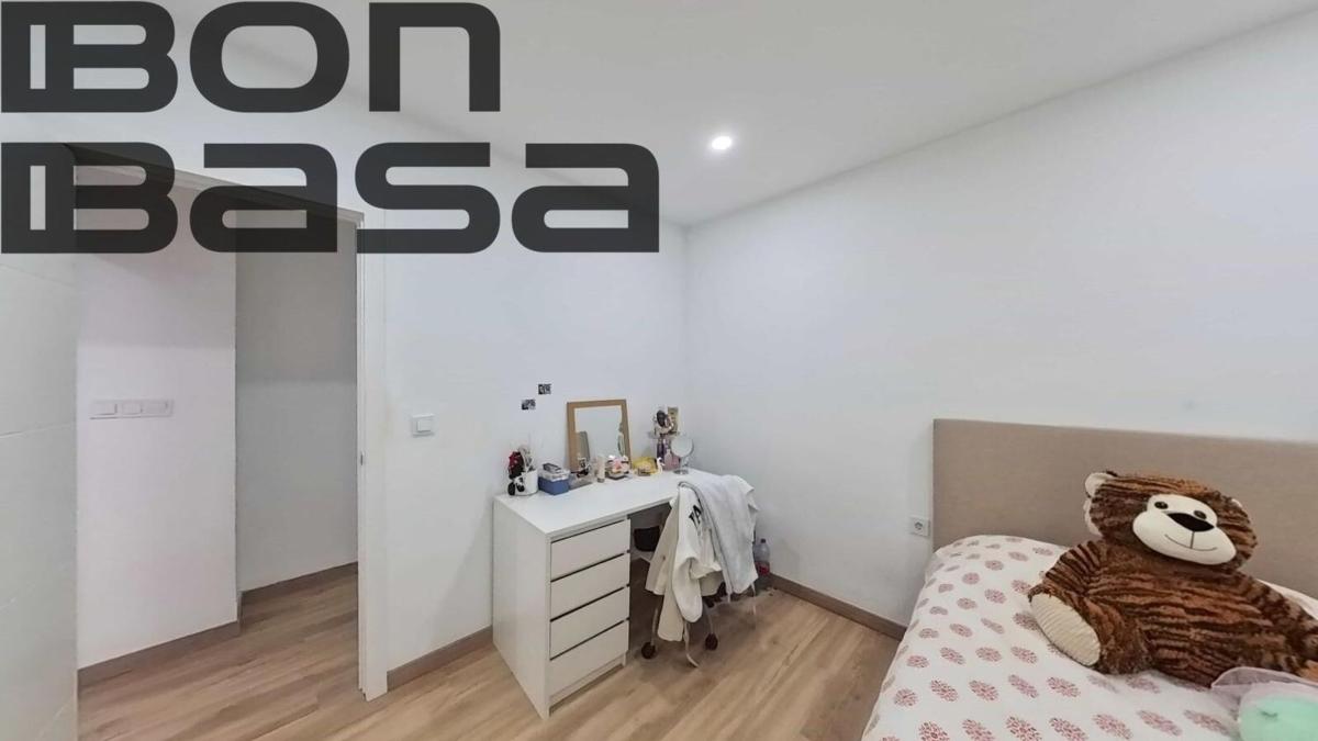 Продажа квартиры на Piso en Casco Histórico-Santa Cruz, Alicante / Alacant, Аликанте / Алакант
 photo 5