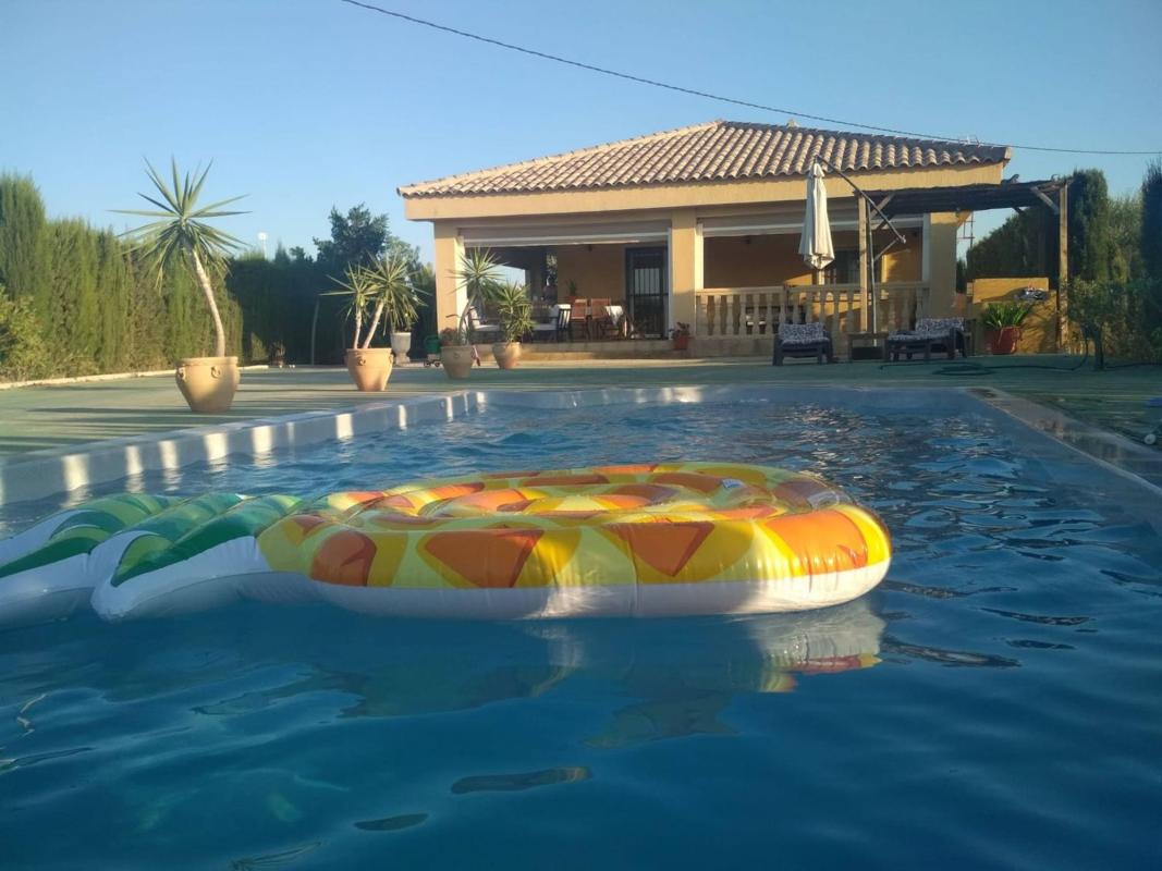 Propiedades en venta y alquiler en España photo 1