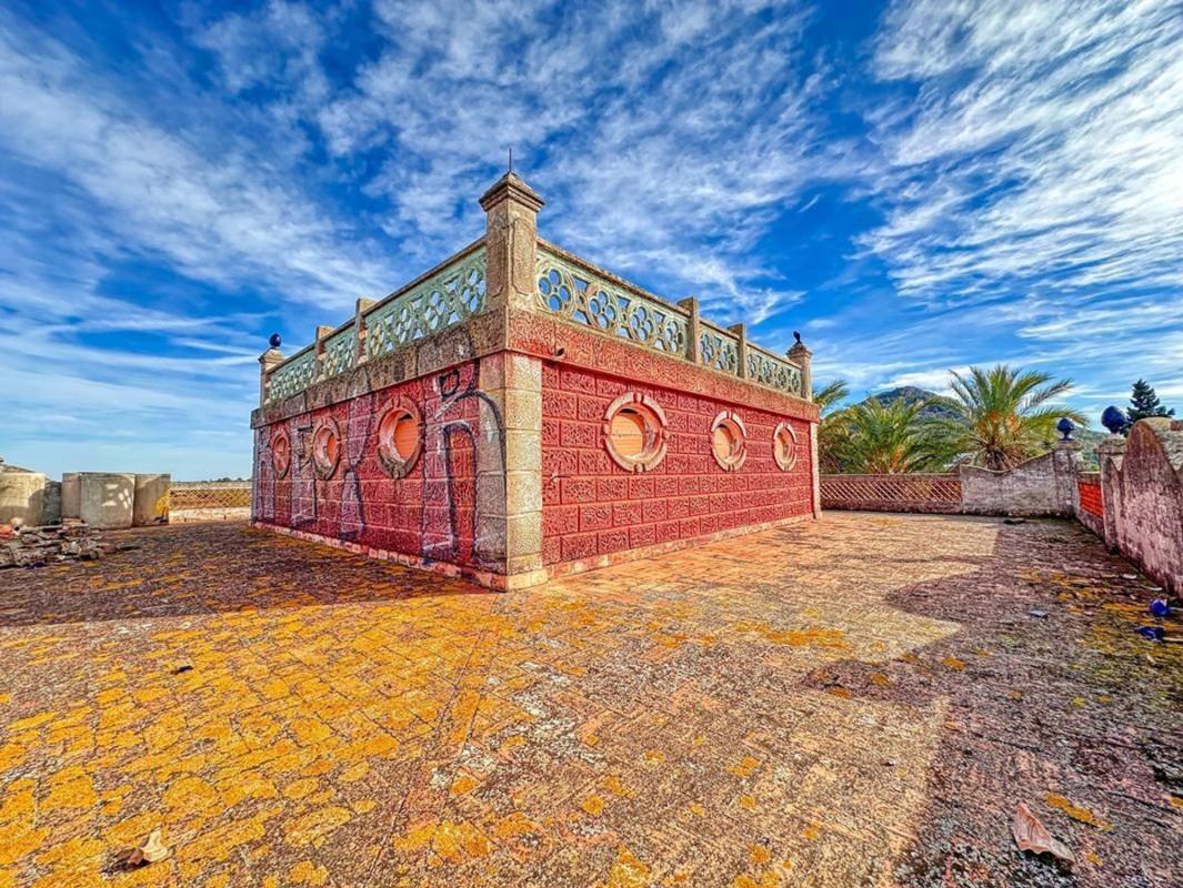 Properties for sale and rent in Spain photo 3