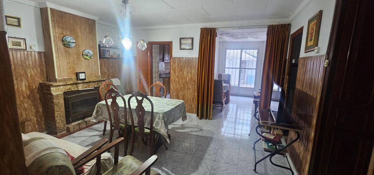 Properties for sale and rent in Spain photo 2