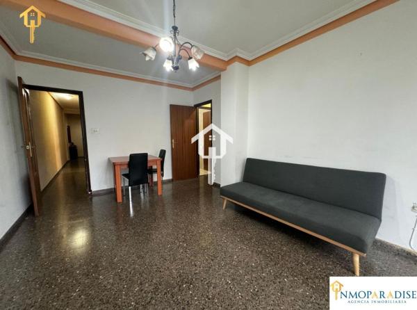 Sale of flat in Piso en Avenida del Catedrático Soler, Benalúa, Alicante / Alacant, Alicante
thumbnail 2