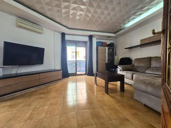 Sale of flat in Piso en Pont Nou-Corazón de Jesús, Elche / Elx, Elche / Elx
thumbnail 3