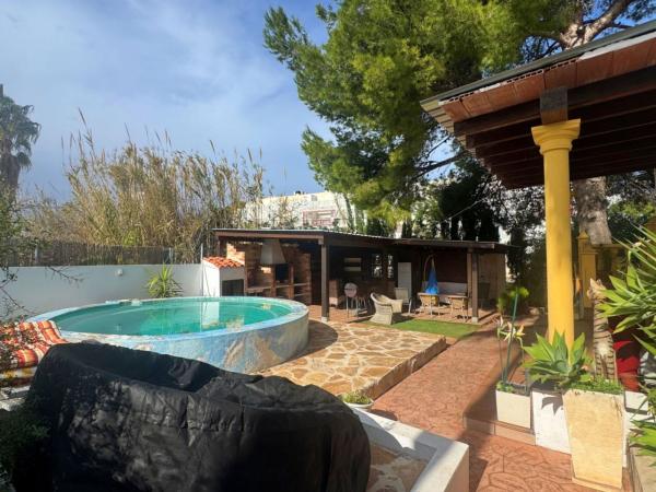 Independent chalet for sale in Casa o chalet en Calle les Marines, El Puerto, Denia, Denia
thumbnail 3