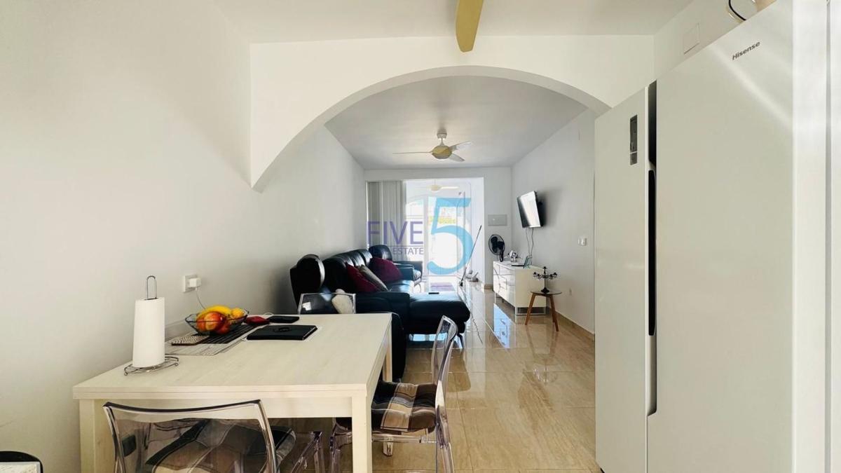 Sale of apartment in Piso en Villamartín, Orihuela, Orihuela
 photo 5
