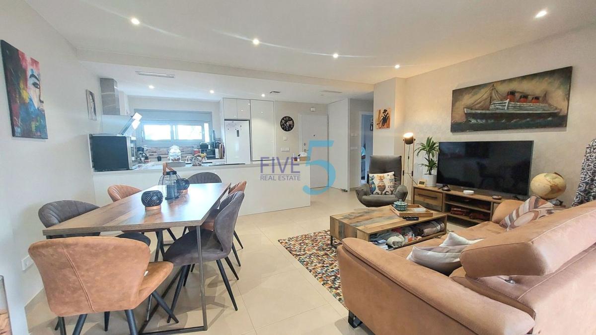 Sale of apartment in Piso en Desamparados-Hurchillo-Torremendo, Orihuela, Orihuela
photo 4