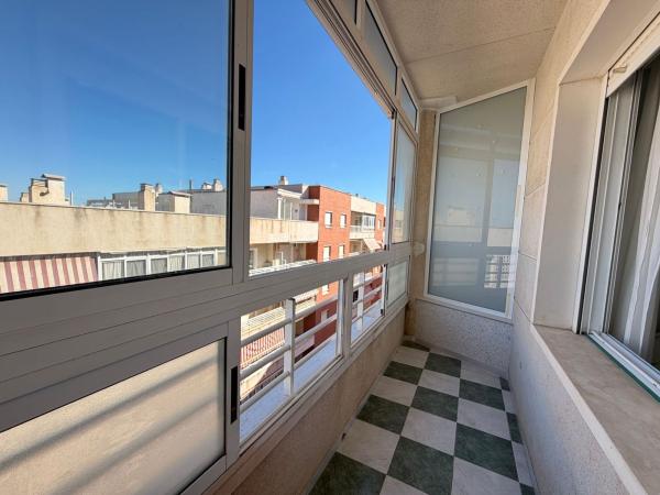 Продажа квартиры на Piso en Calle Alfonso XII, Puerto, Santa Pola, Санта Пола
thumbnail 3