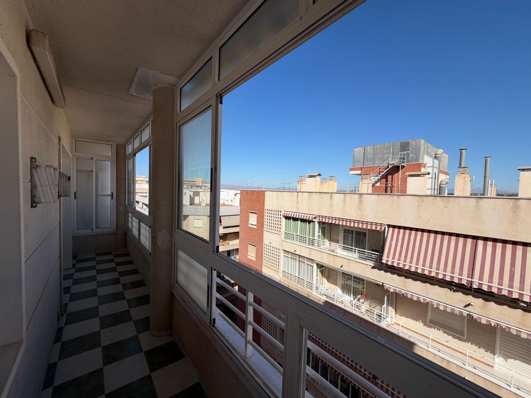 Sale of apartment in Piso en Calle Alfonso XII, Puerto, Santa Pola, Santa Pola
photo 5