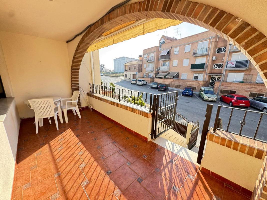 Venta de chalet independiente en Casa o chalet en Calle Rafael Narbona, Centro, San Miguel de Salinas, San Miguel de Salinas
photo 2