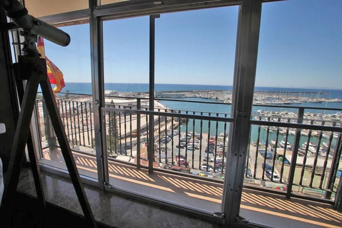 Sprzedaż mieszkania w Piso en Calle José Martínez Ruiz Azorín, 1, Centro - Muelle Pesquero, Torrevieja, Torrevieja
photo 5